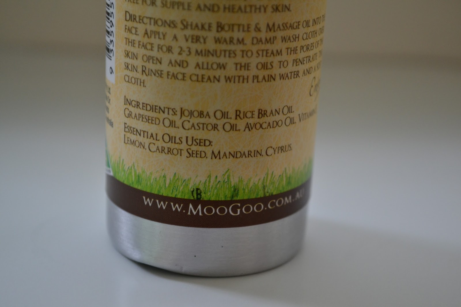 Bottled Beauty MooGoo "Oil Cleansing Method" Review Combination Skin