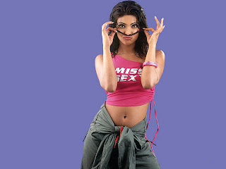 Hot Actress Priyanka Chopra Photo picture collection 2012