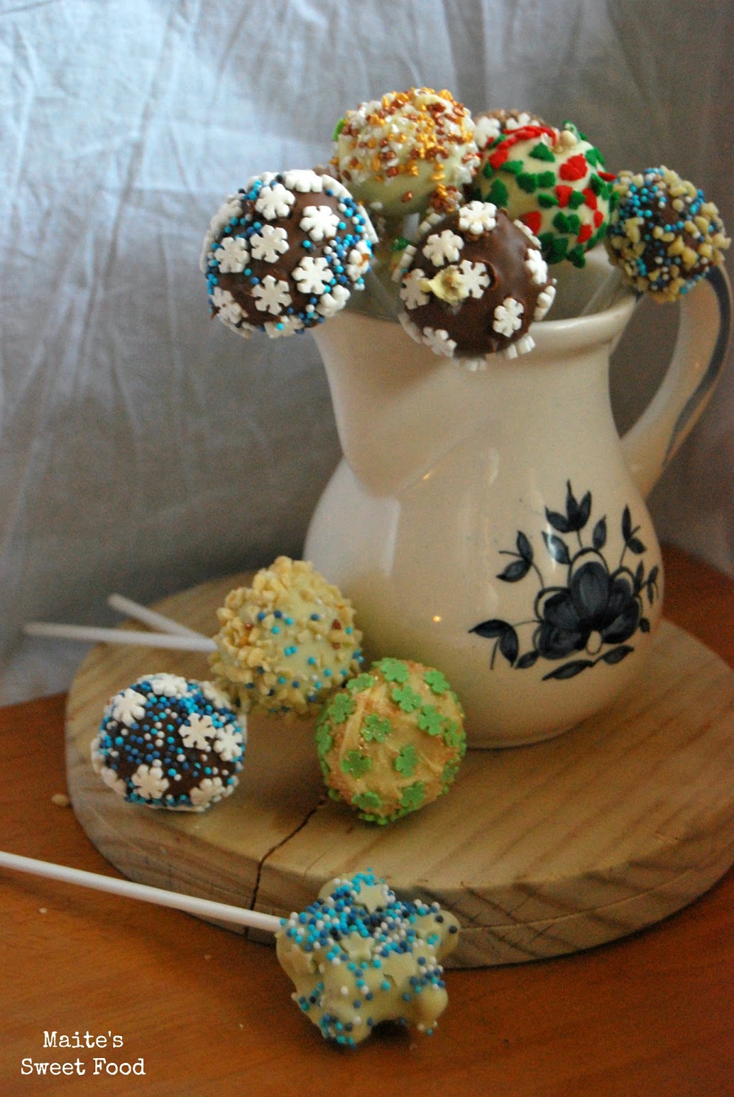 Cake pops de chocolate y cream cheese frosting!!! =) =) =) Maite's