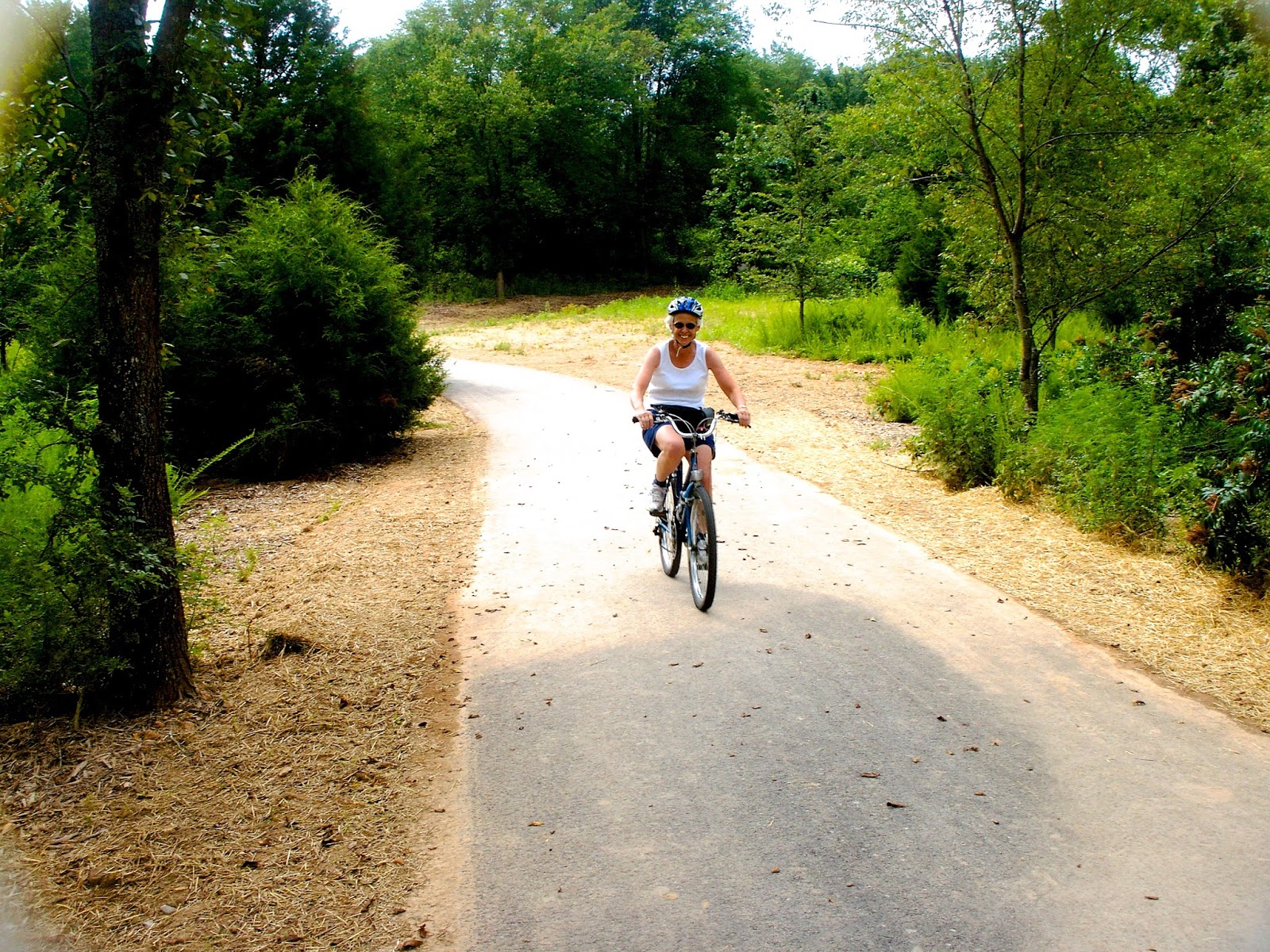 Chuck's Adventures Biking Fayetteville, Arkansas' Lake Fayetteville Trail