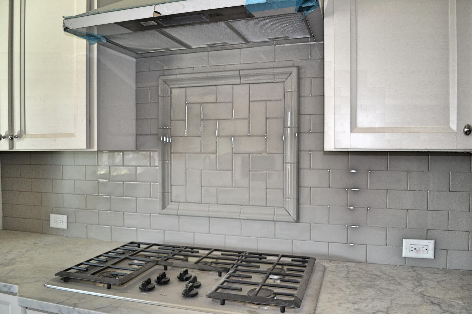Kitchen Backsplash Subway Tile Herringbone decor you adore: design trend: herringbone Kitchen Backsplash Subway Tile Herringbone decor you adore: design trend: herringbone