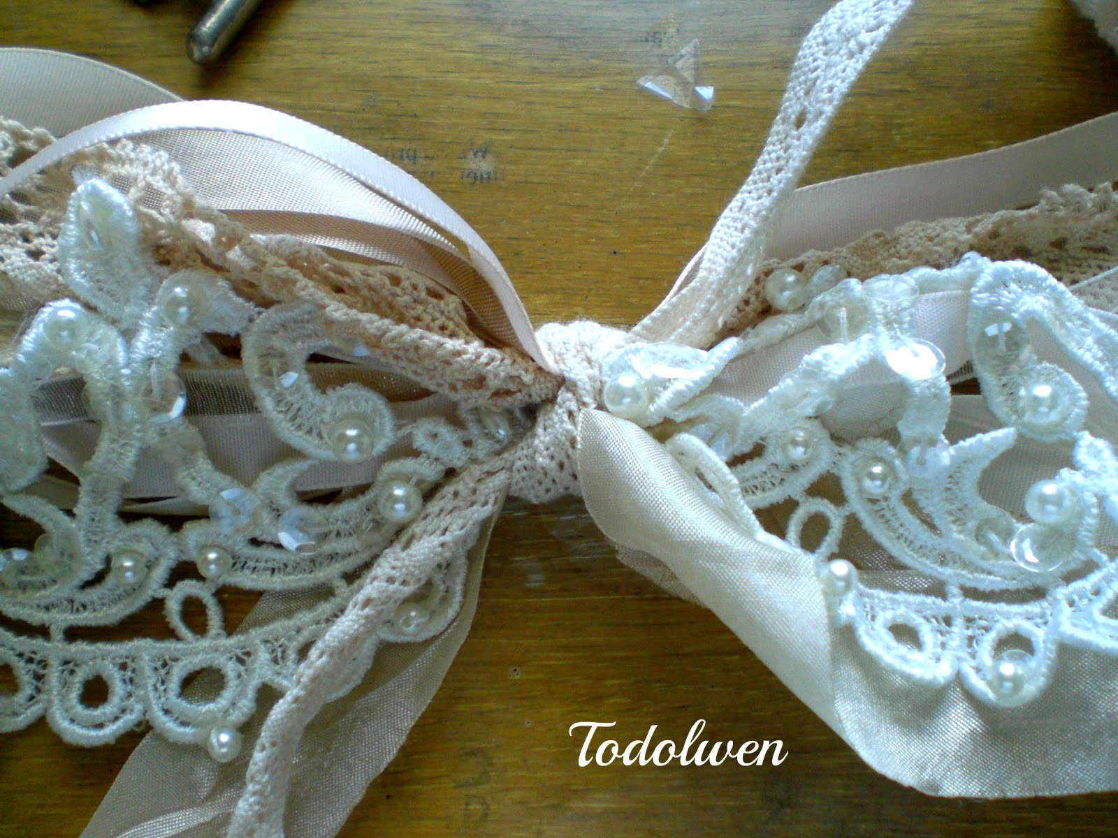 Todolwen Ribbon and Lace Tassel Tutorial