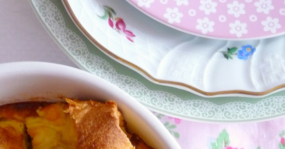 Duni's Studio Bread & Butter Pudding No Raisins )