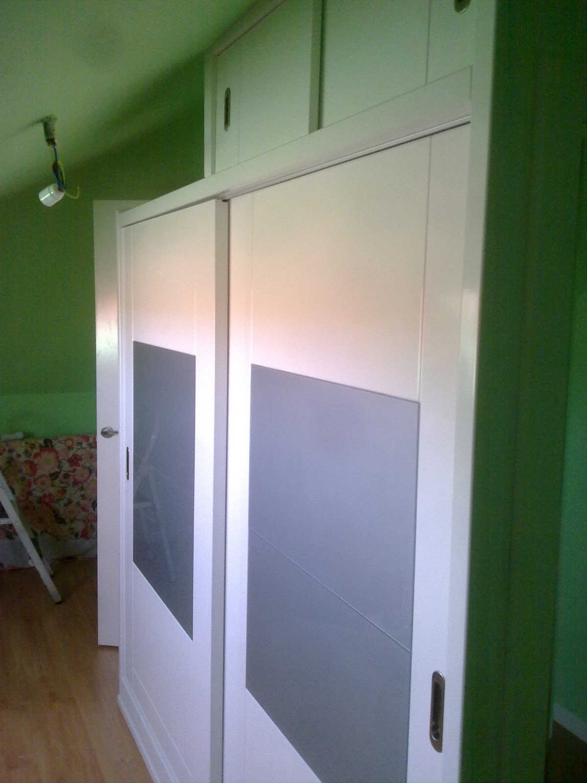 MUEBLES A MEDIDA: Otro diseño de armarios