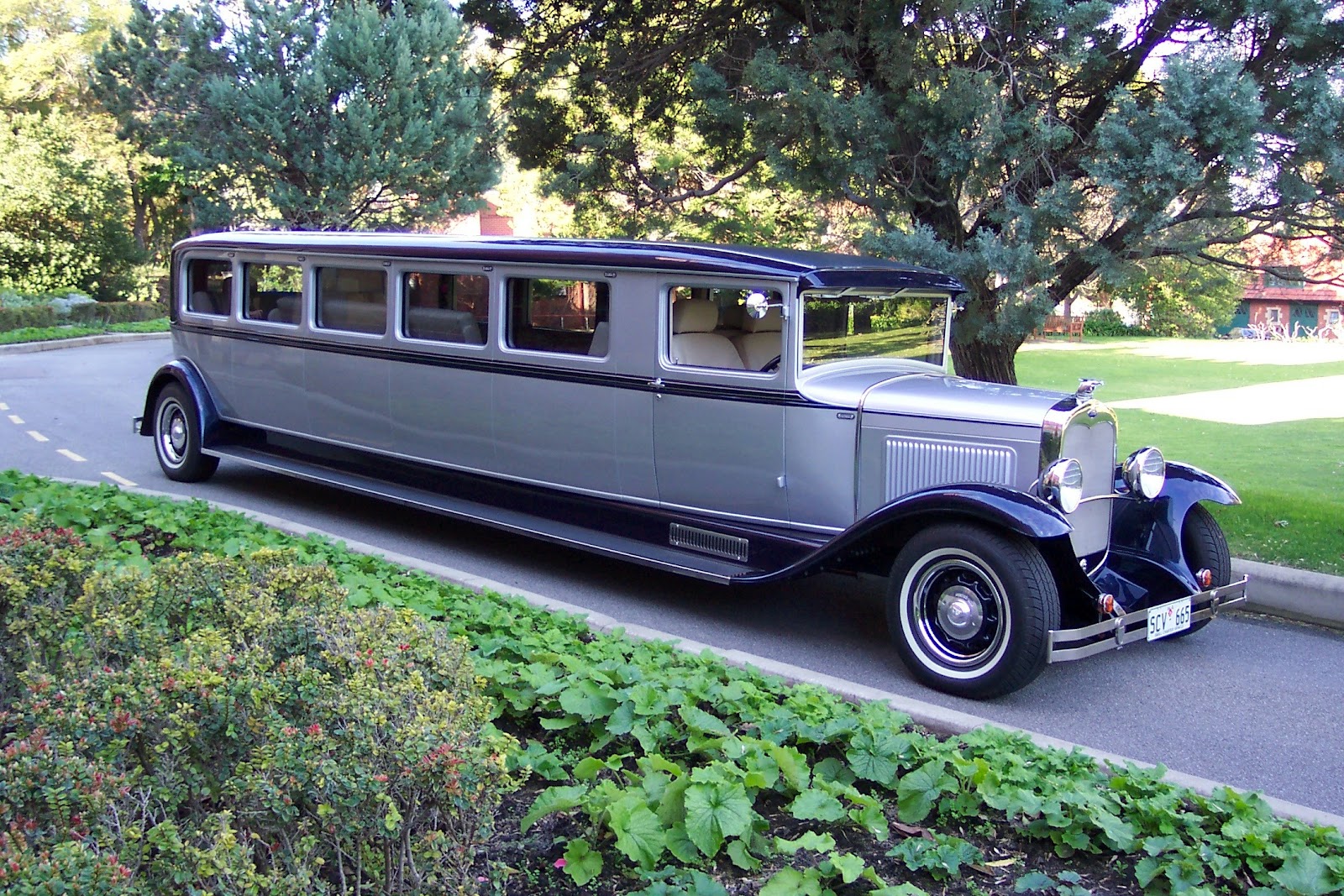 Vintage ford limo perth