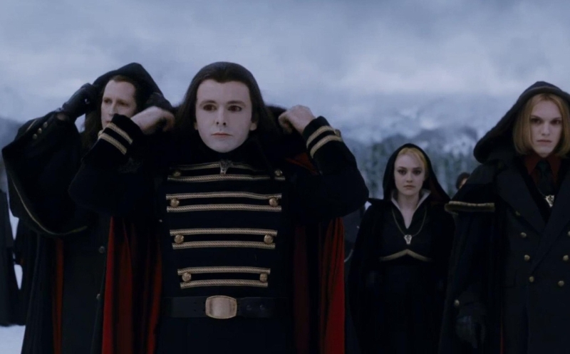 That effective creepy, scary faces of The Volturi that gave me nervous brea...