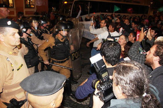 O Brasil Vai Rumo Ao México? | Pedro Carrano