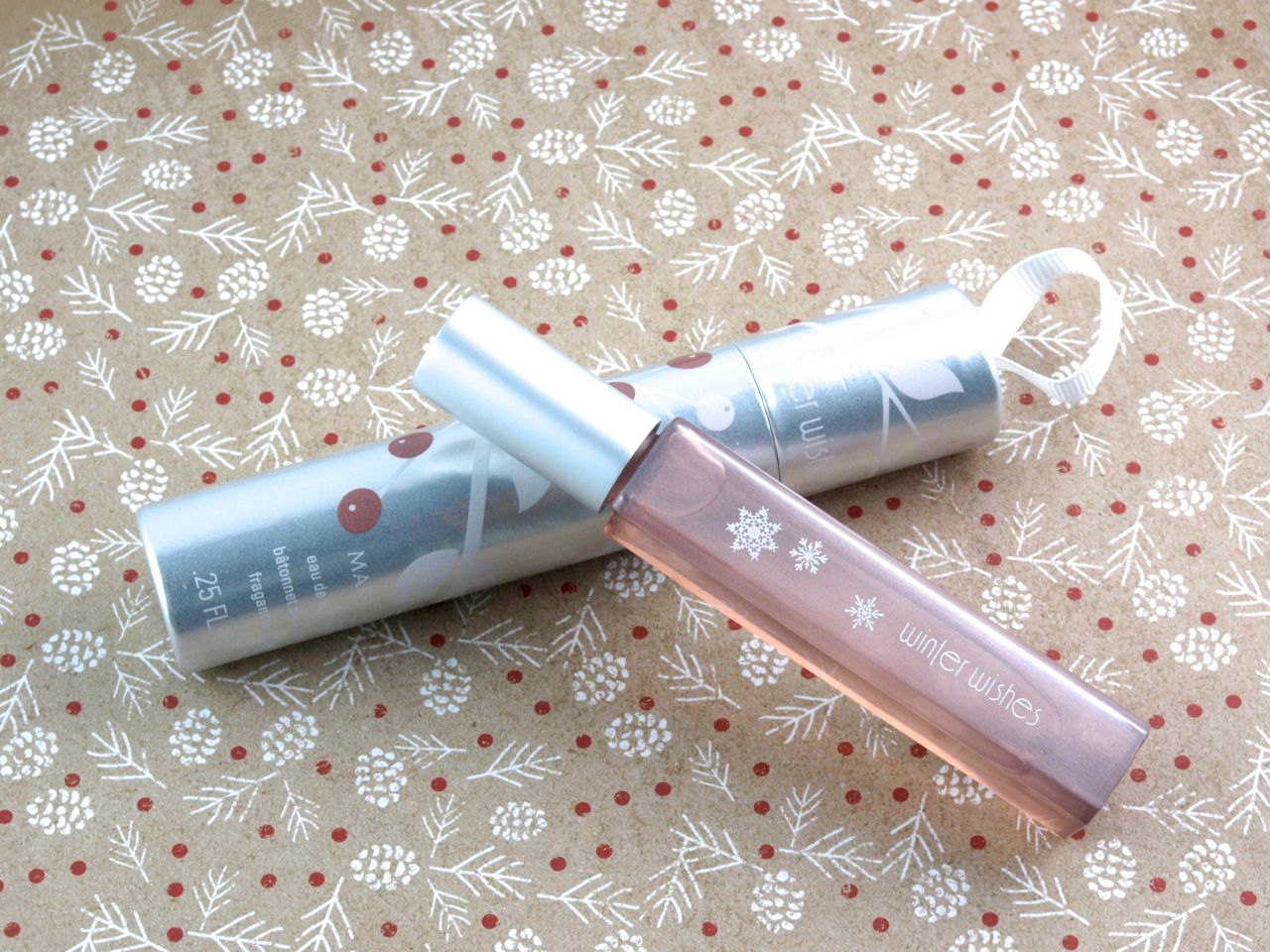 Mary Kay Holiday 2014 Winter Wishes Gift Set & Fragrance Wand: Review