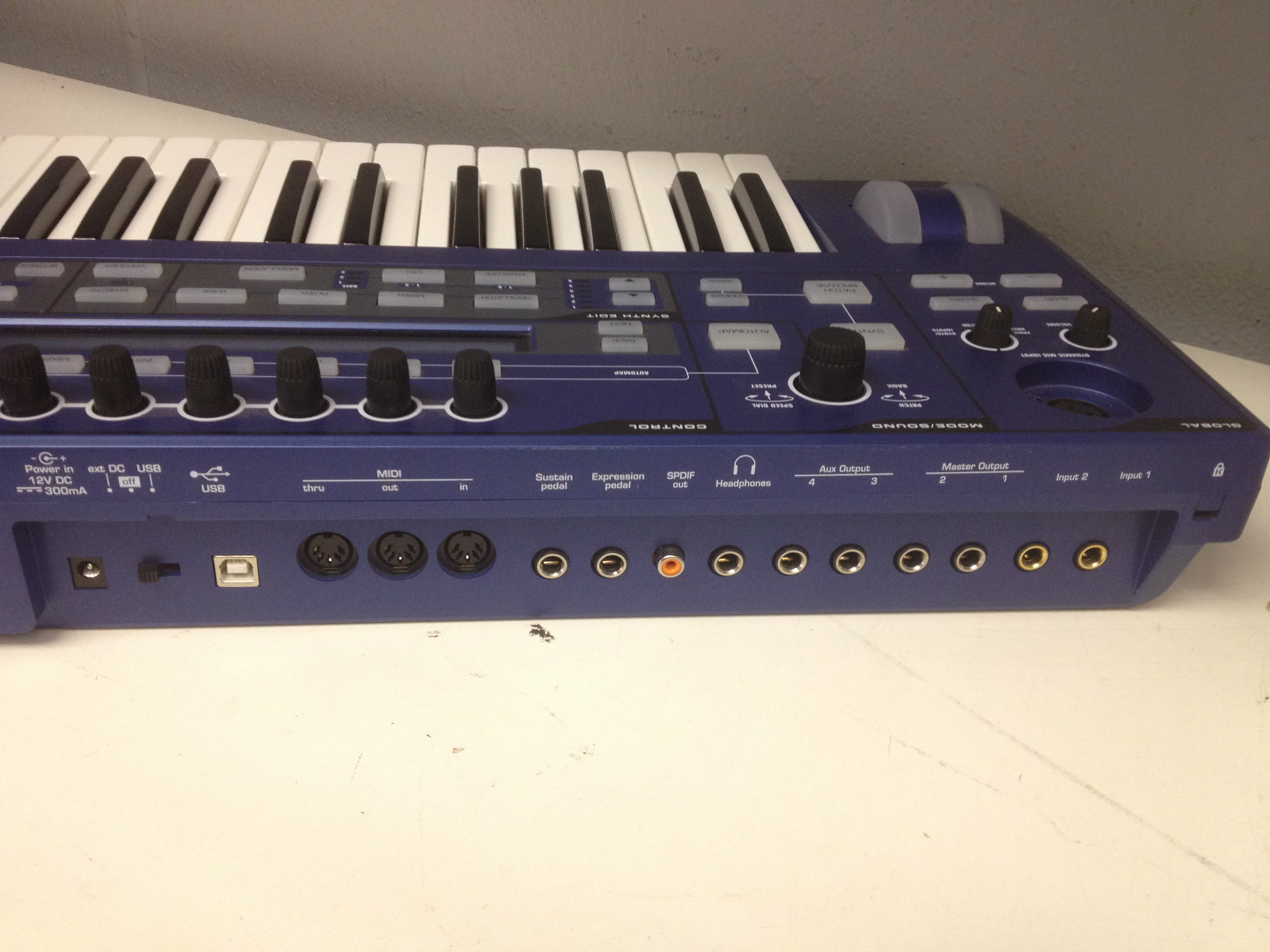 MATRIXSYNTHB Novation UltraNova