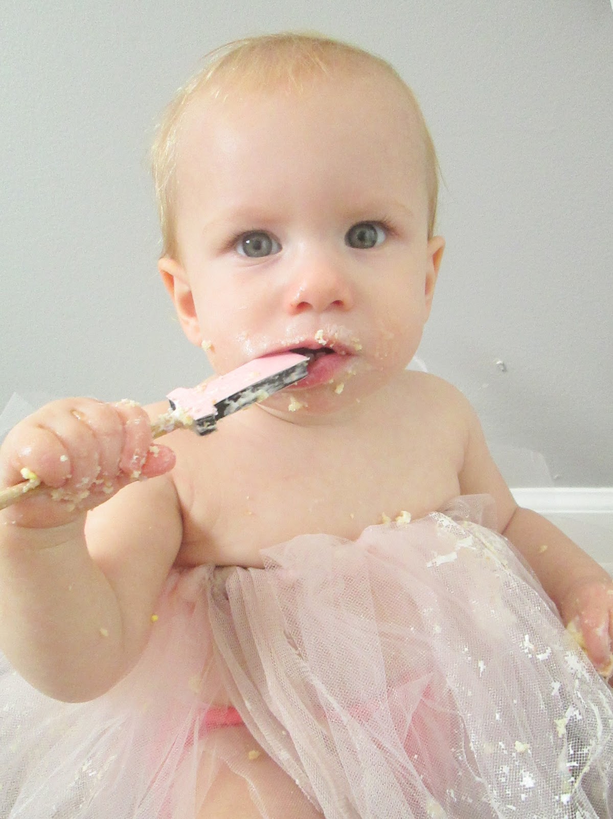 CutRate Cake Smash A DIY Cake Stand and Smash Session THRIFT AESTHETIC