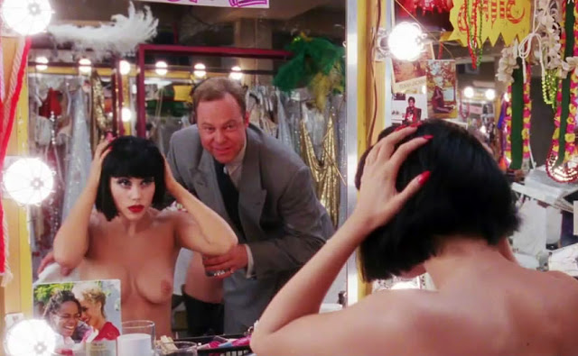 "Showgirls" (Elizabeth Berkley & Gina Gershon) 223 Elizabeth+Berkley+(52)