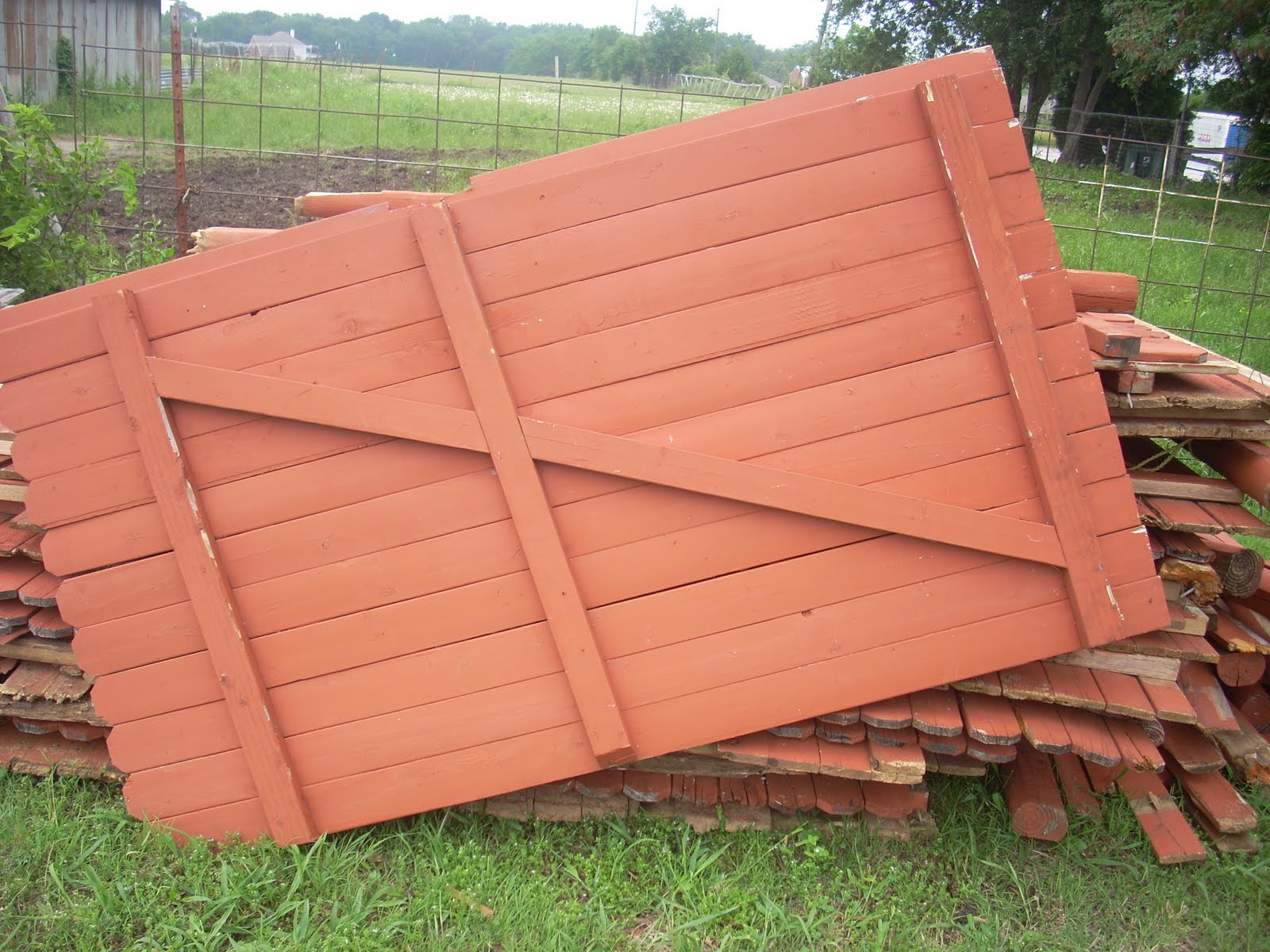 Parker Road Wood Fence Panels & Pickets Wylie, Texas GONE Complete Fence with 2 gates 120ft of