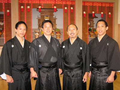 Japanese culture center - Kimono Montsuki With Hakama and Haori pictures