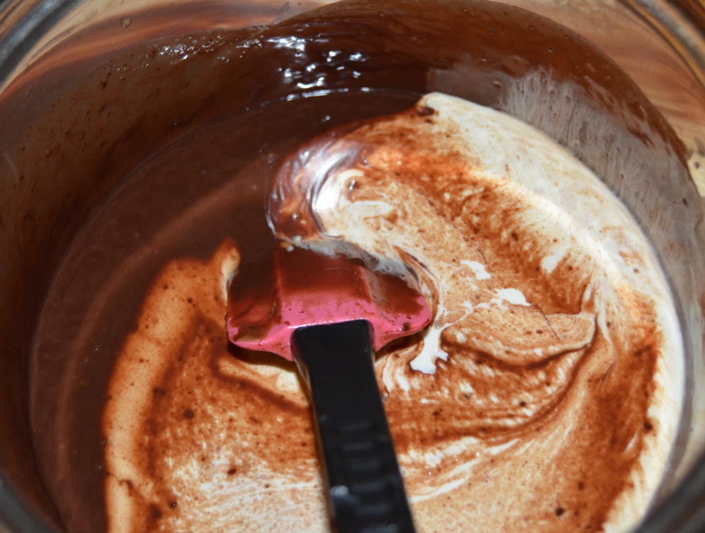 Biochimist La Cratita Tort cu caramel sarat si ciocolata