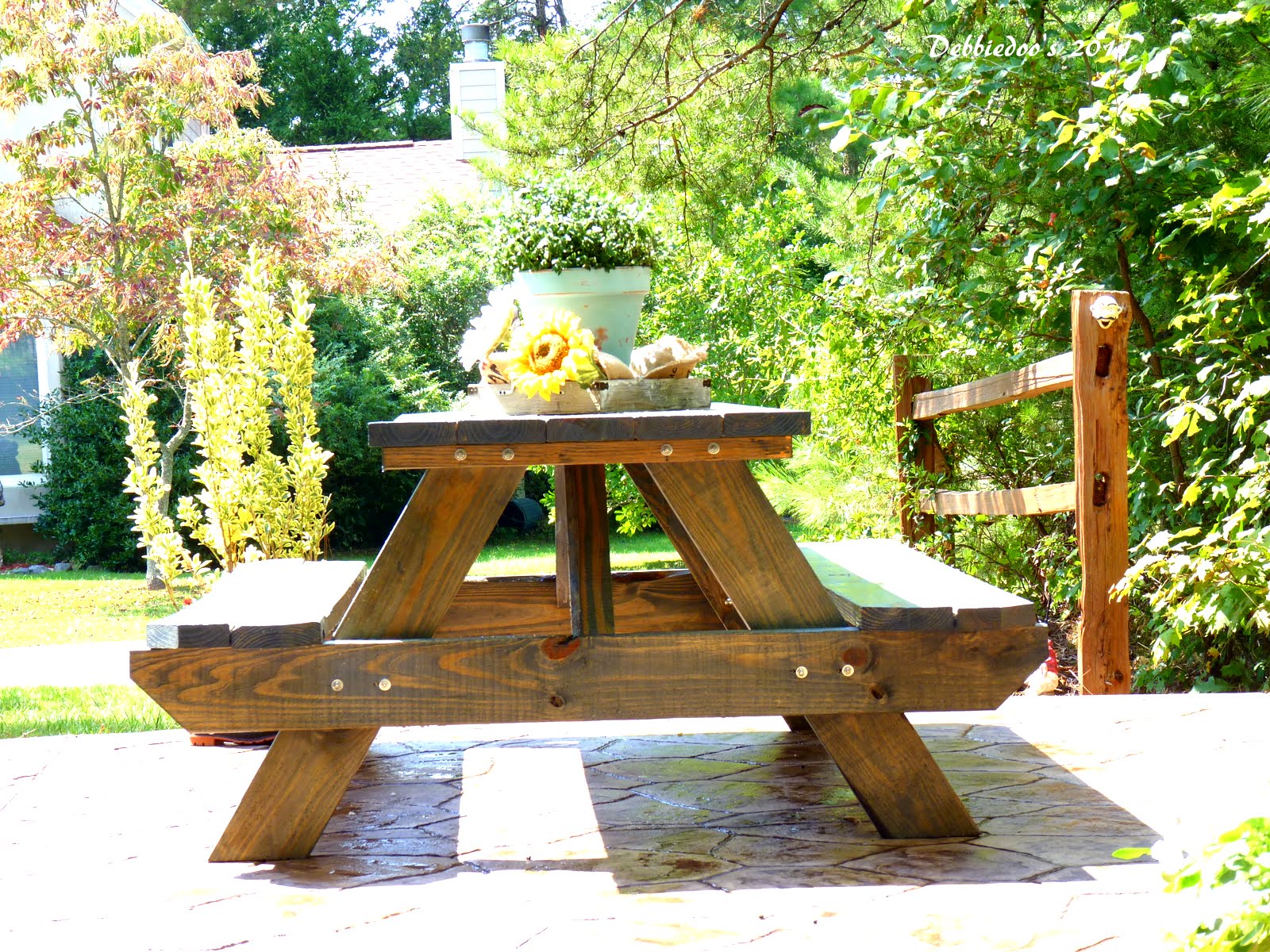 Good ole' fashioned wood picnic table! Debbiedoos