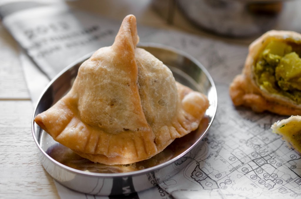 Indian Classics Traditional Potato and Peas Samosas The Tiffin Box