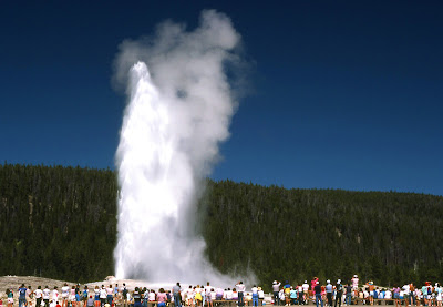 http://3.bp.blogspot.com/-Fcr0iQmp848/UZrW8wkGWvI/AAAAAAAAAy8/20snQq72Q4Q/s320/old-faithful-yellowstone-l.jpg