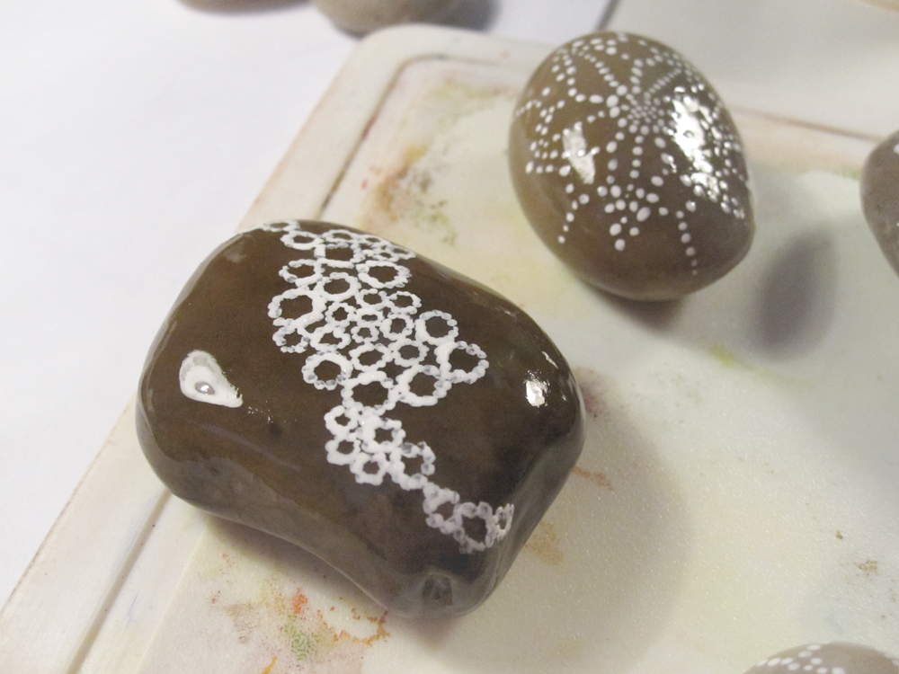 Painted Lace Rocks Tutorial Behind