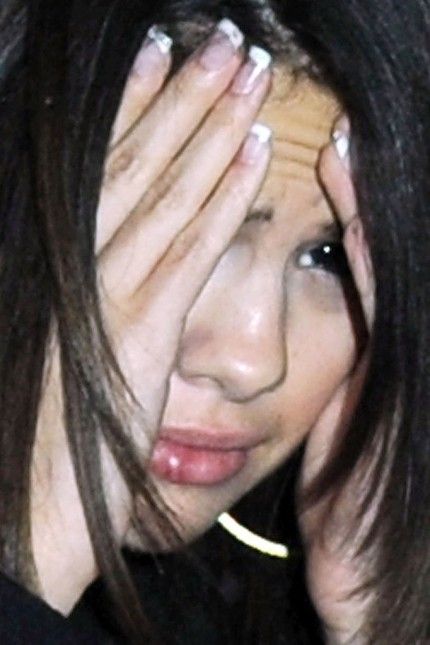 Selena Gómez recibió golpe de fanática de Justin Bieber