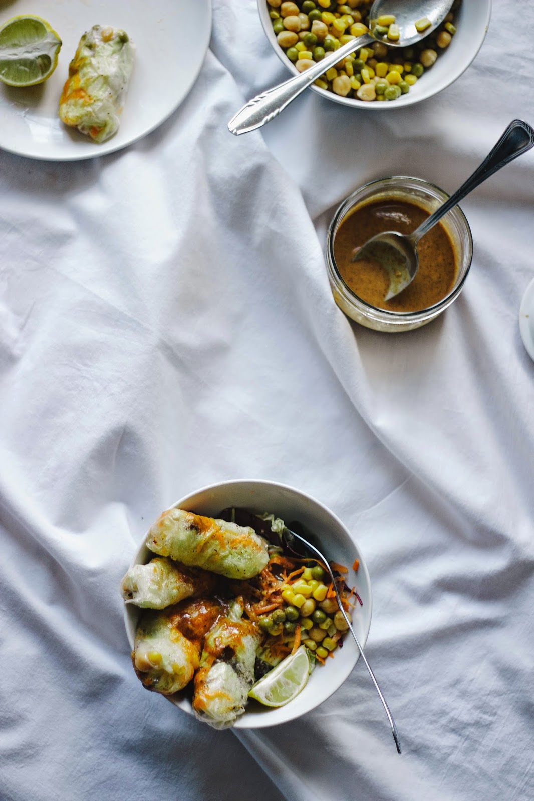 petelinskov Vegan spring rolls & almond butter dipping sauce