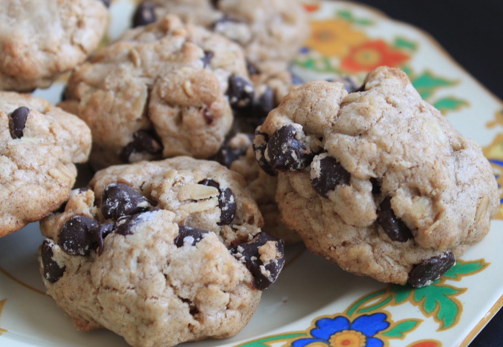 Brown Butter Chocolate Chip Oatmeal Cookies