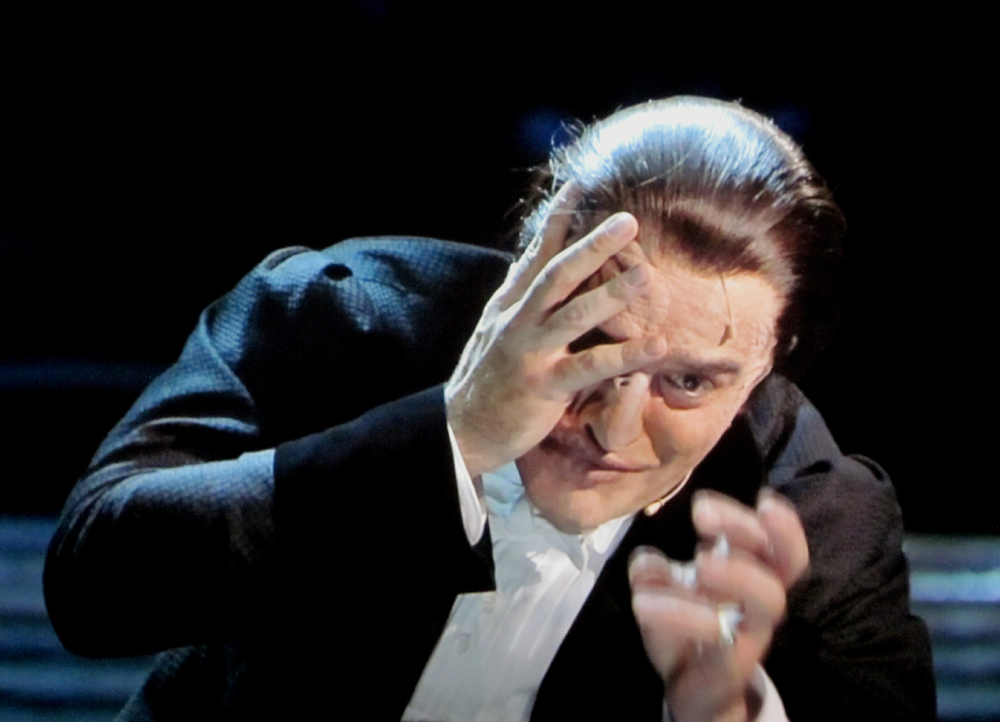 gerard butler phantom of the opera scar gerard butler phantom of the opera scar