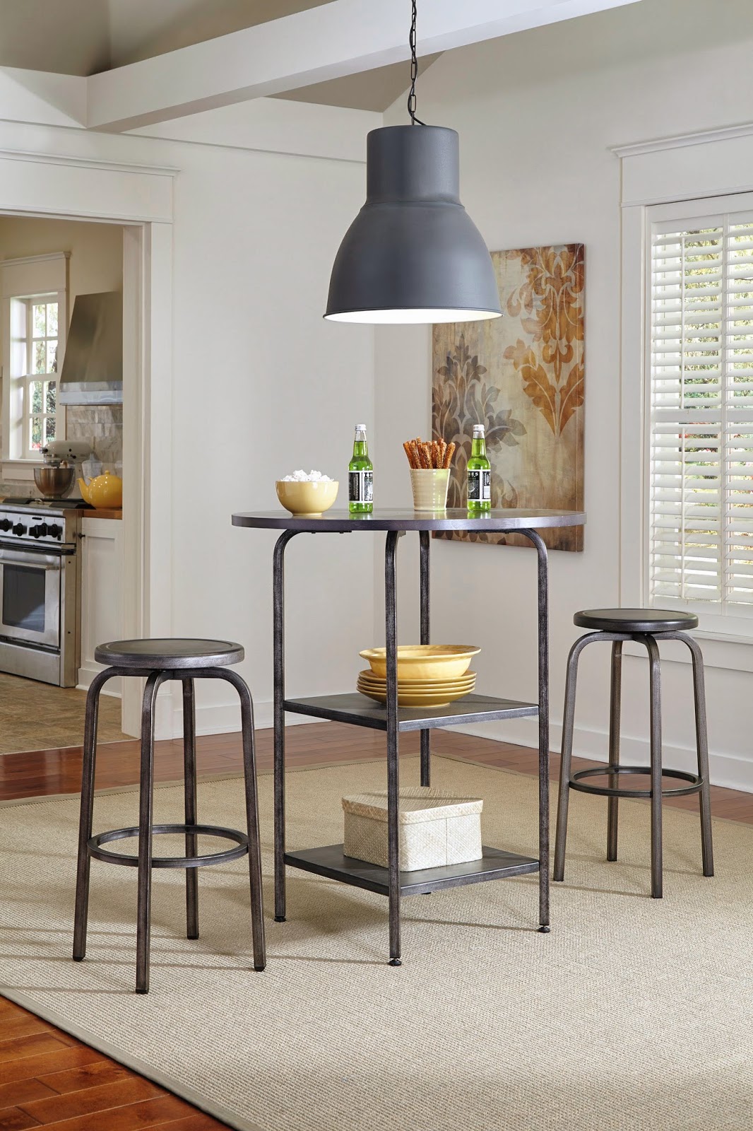 furnish123, Nashville Pub Dining