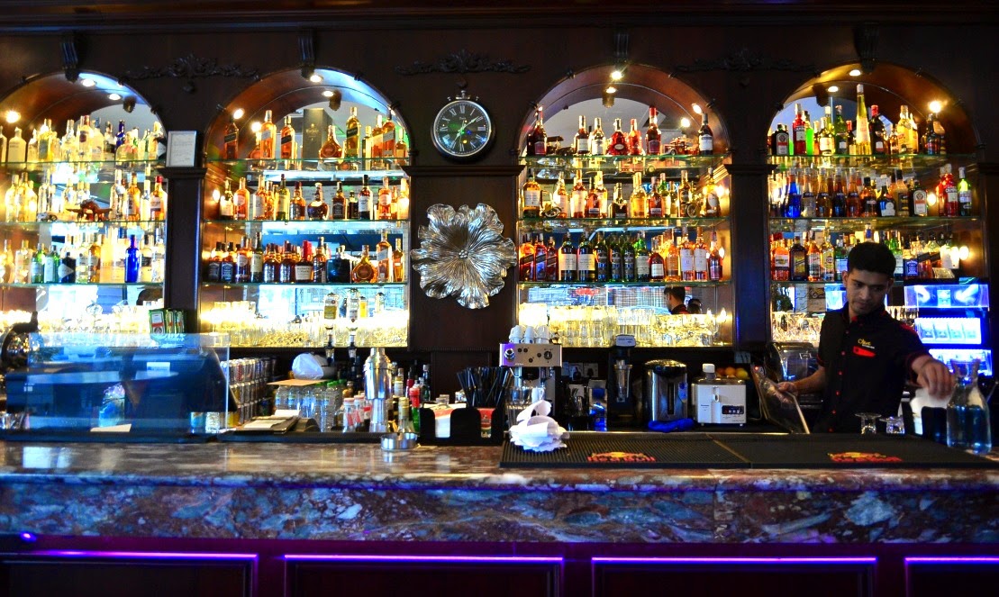 Olive Kitchen + Bar and Beach Bar