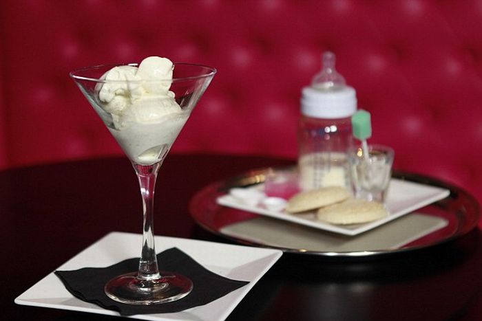 Women+breast+milk+ice+cream