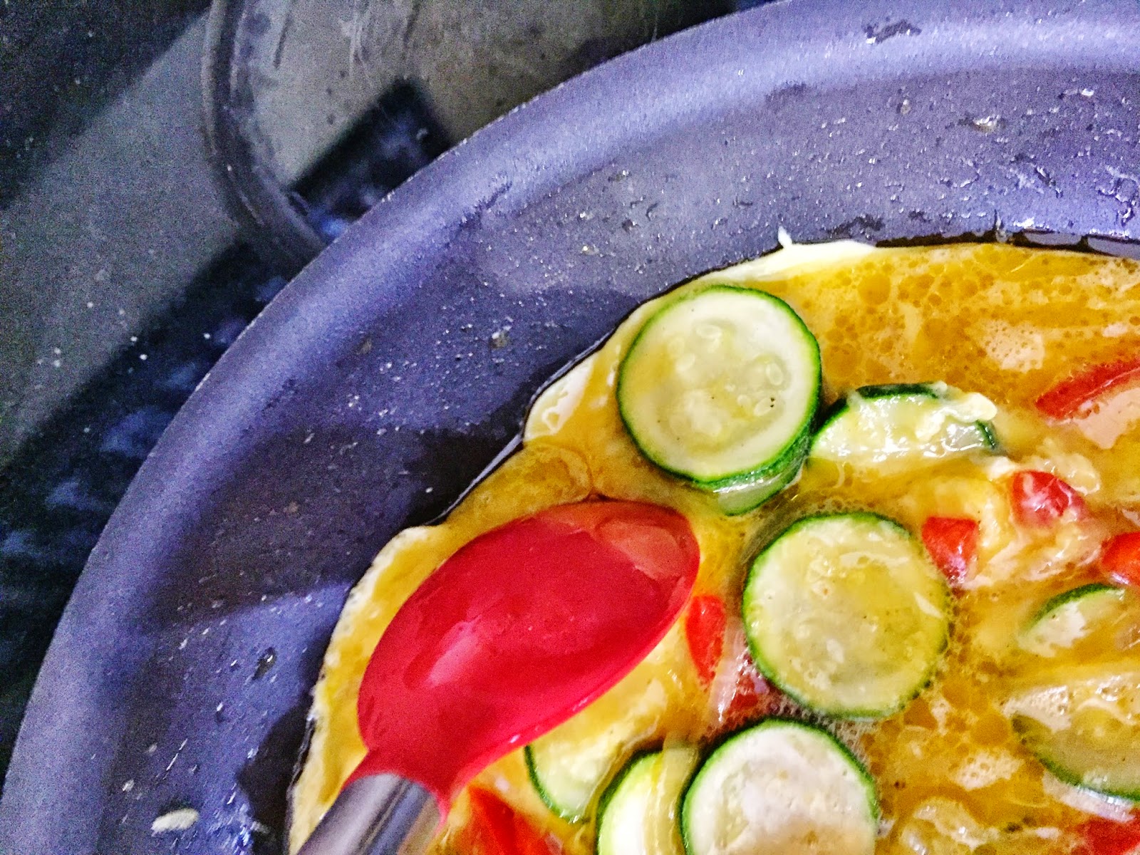 Live * Laugh * Eat Sweet Pepper and Zucchini Frittata