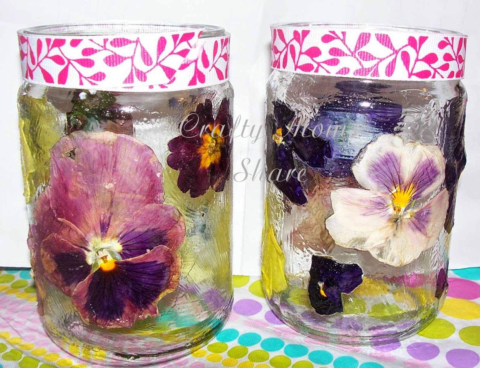 Crafty Moms Share Homemade Pressed Flower Vase/Pencil Holder Gfit for