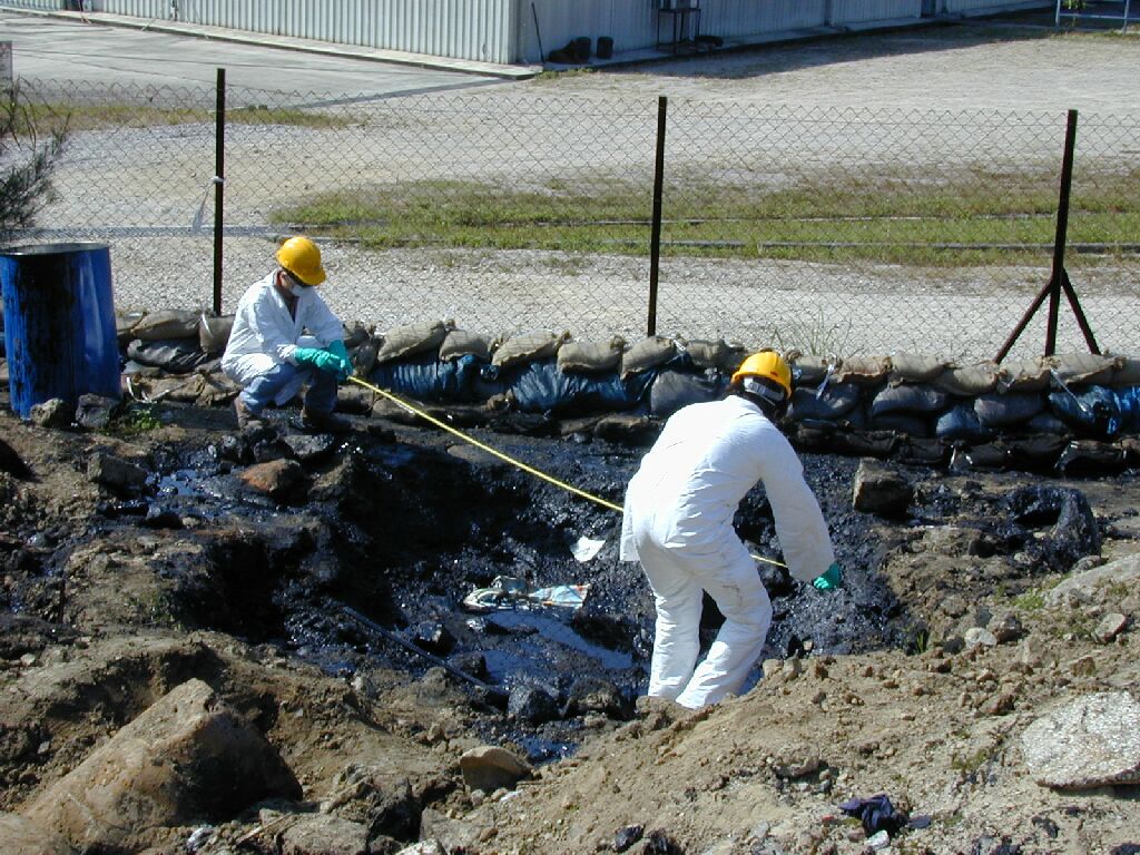 Health, safety, and environmental trend in professional environmental services Emergency