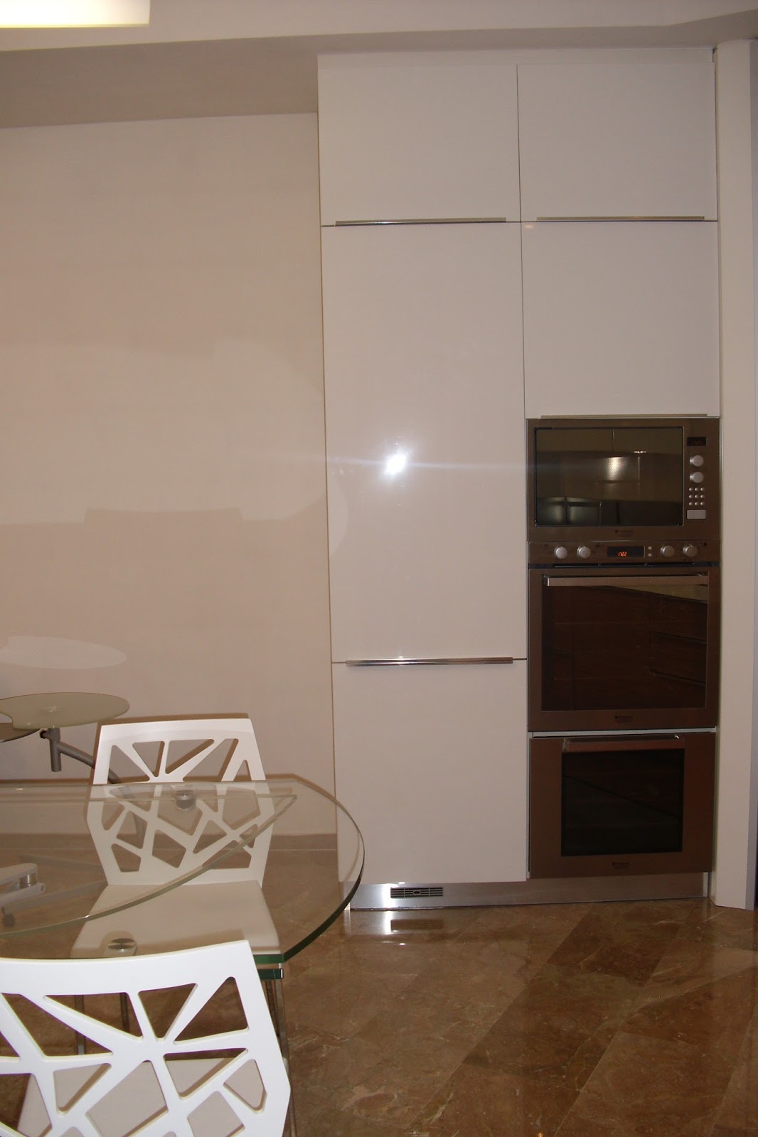 Riabitare easy chic: appartamento anni '60 milano (italy ... Ingresso moderno con muretto