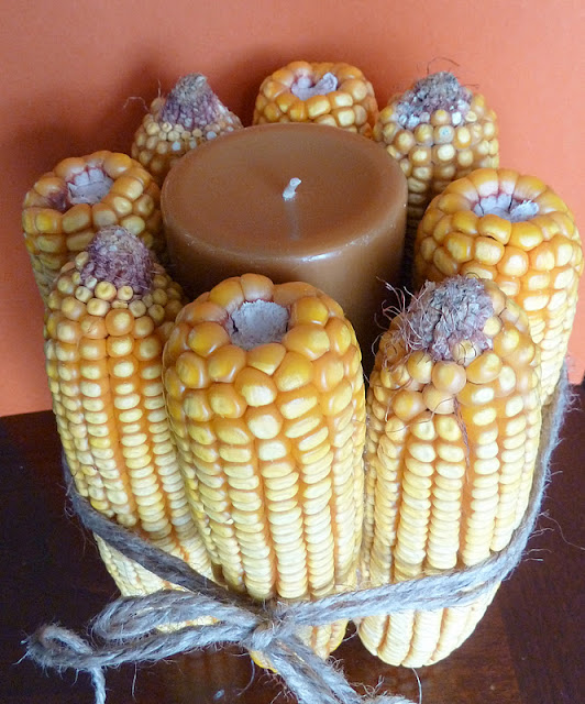 corn01 | Thanksgiving Candles | 18 |