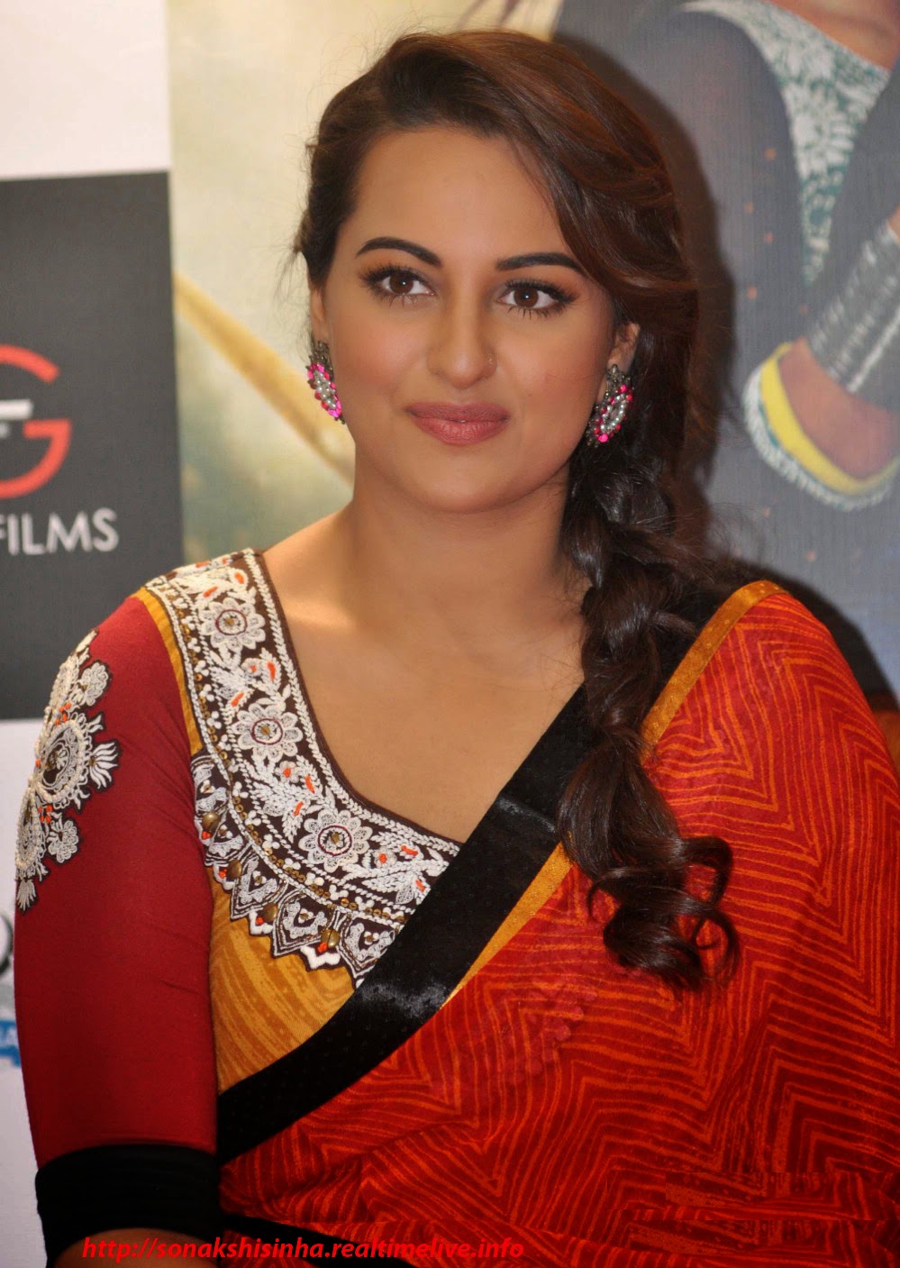 Sonakshi Sinha Hot Wallpapers, Images, Videos & Bikini Photos: Sonakshi  Sinha Pictures and Bikini Photos after Weight Loose
