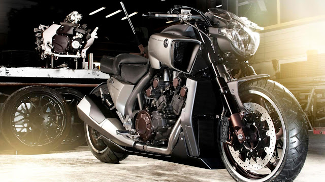 Yamaha-VMAX-Motor-Sport-Hyper+Modifikasi-Ludovic-Lazareth.jpg