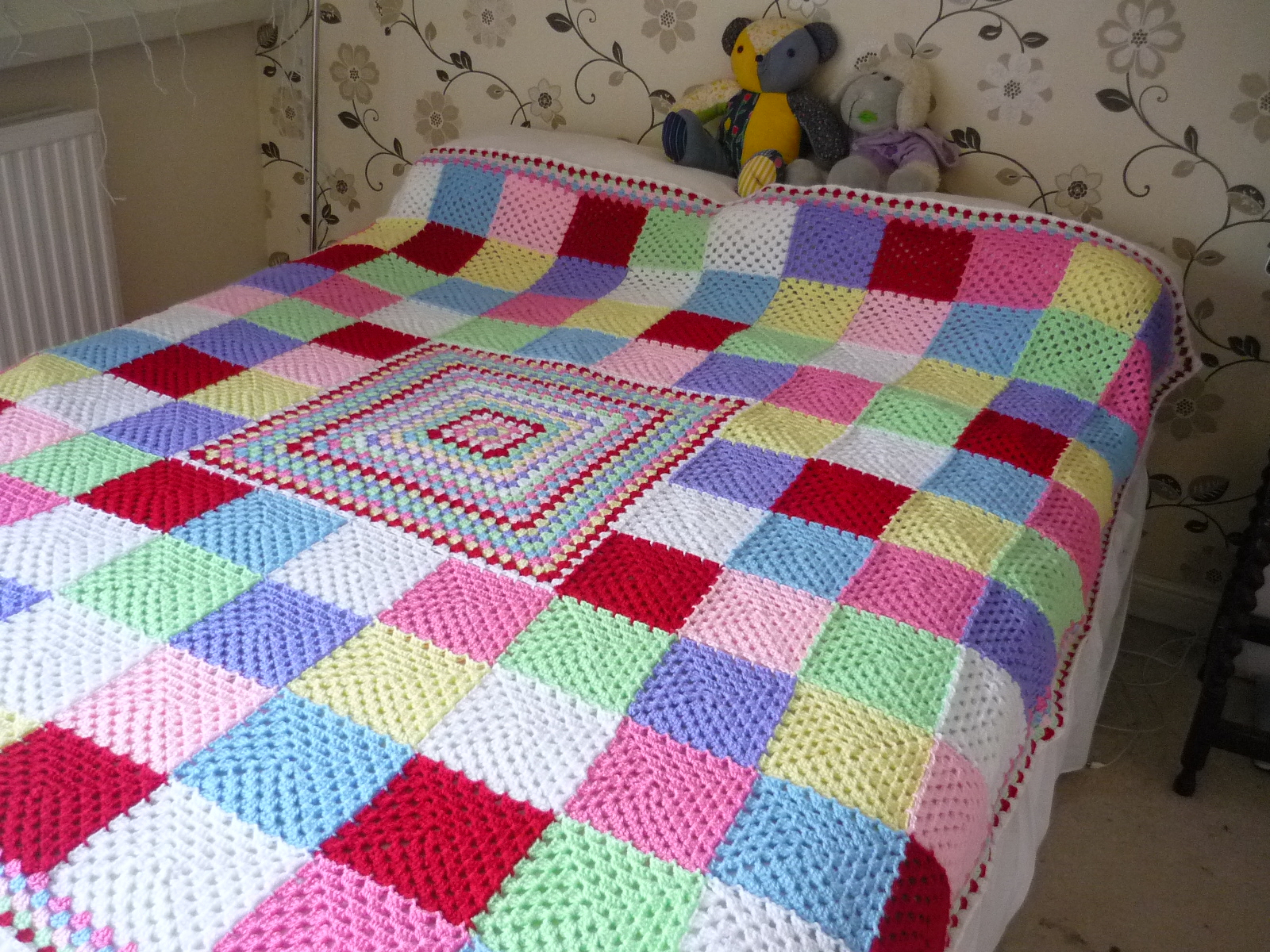 KnitKnatKnotUK Not Just Another Granny Square Blanket DONE!