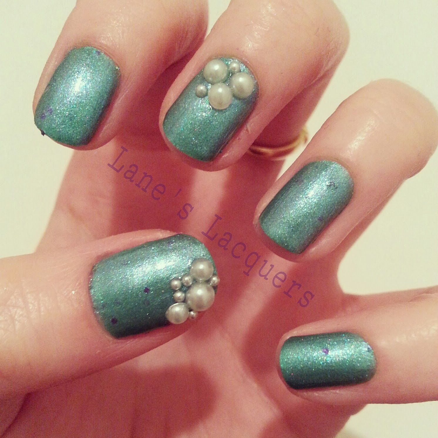 picture-polish-serenity-and-pearls-swatch-manicure