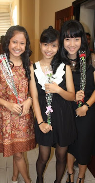 with resaa and intan ;)