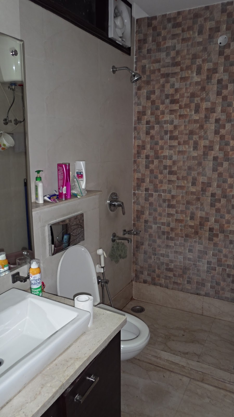  Abroad in India Indian Bathrooms!