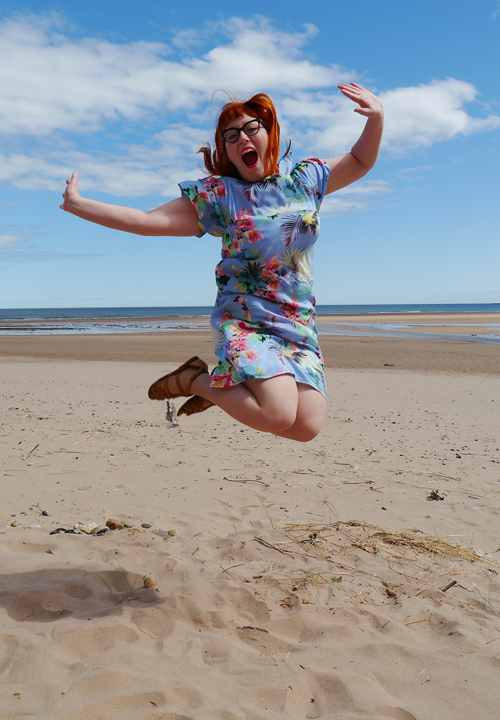 Helen's Totally Tropical DIY Dress summer style, tropical style, beach style, DIY dress, dressmaking, Styled by Helen: Tropical, red head, ginger, Topshop sandals, jump shot