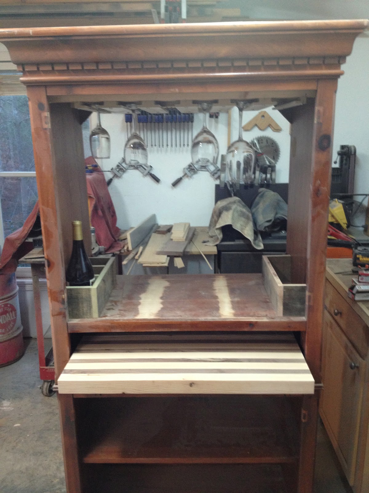 SensibleRedesign Tv into a Wine bar