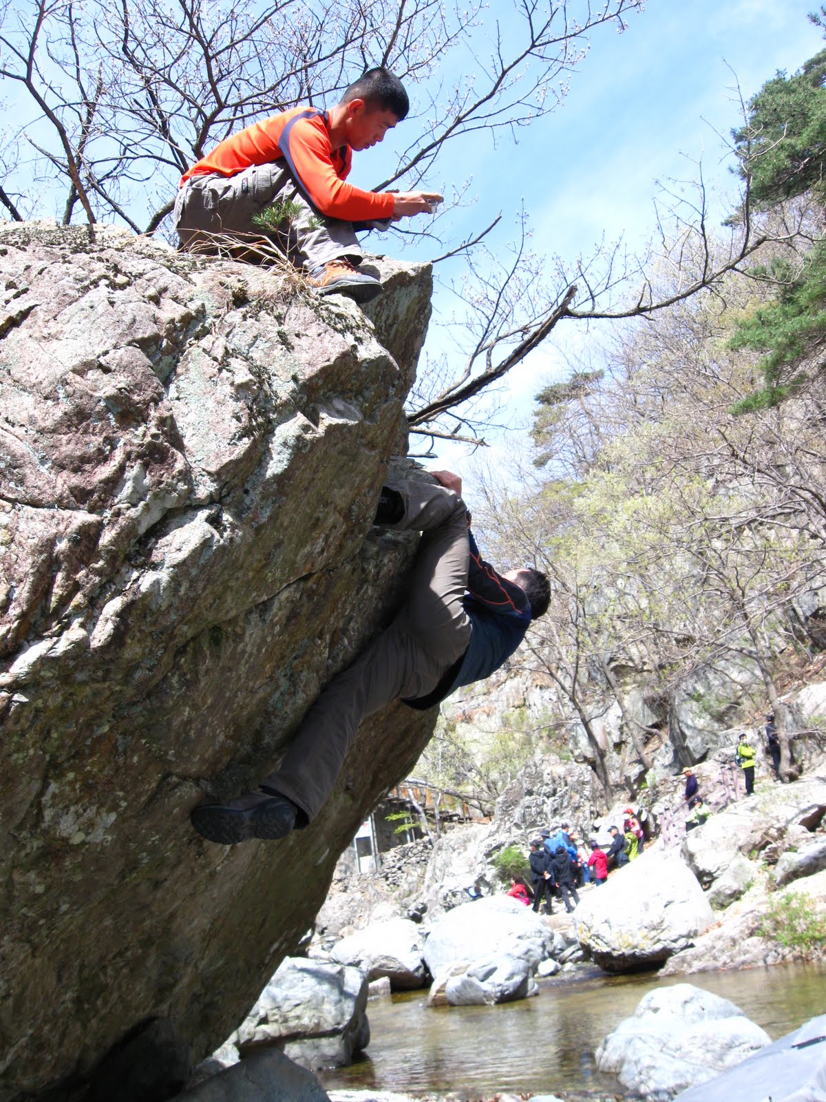 stumbling through south korea Climbing on Sunday