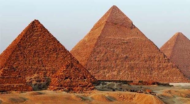 5 Piramida Modern dari Berbagai Negara