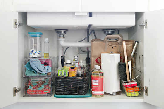 idea for organizing under kitchen sink