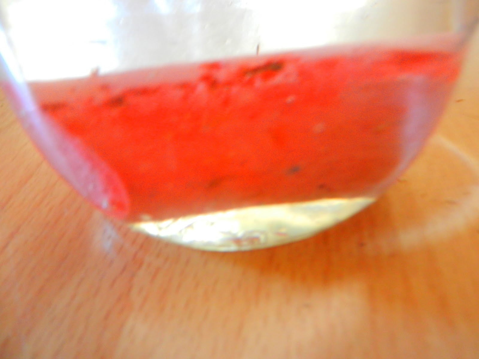 Wyatt's Silly Science Rock Eater Will the Vinegar Destroy the Chalk?