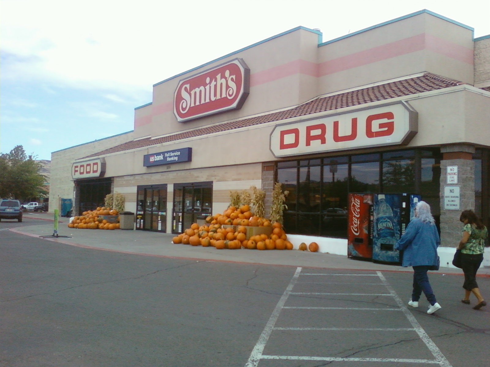 Storewanderer Sparks, NV Smiths Remodel