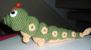 2000 Free Amigurumi Patterns: Caterpie pokemon