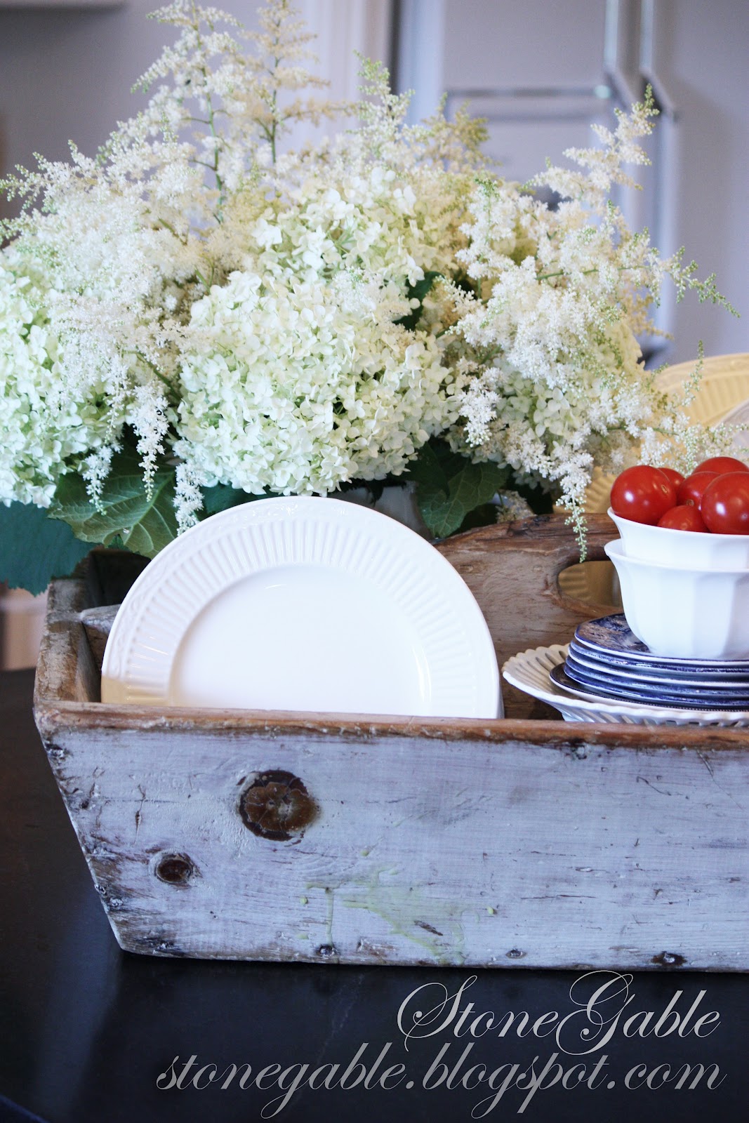 KITCHEN CATCHALL StoneGable