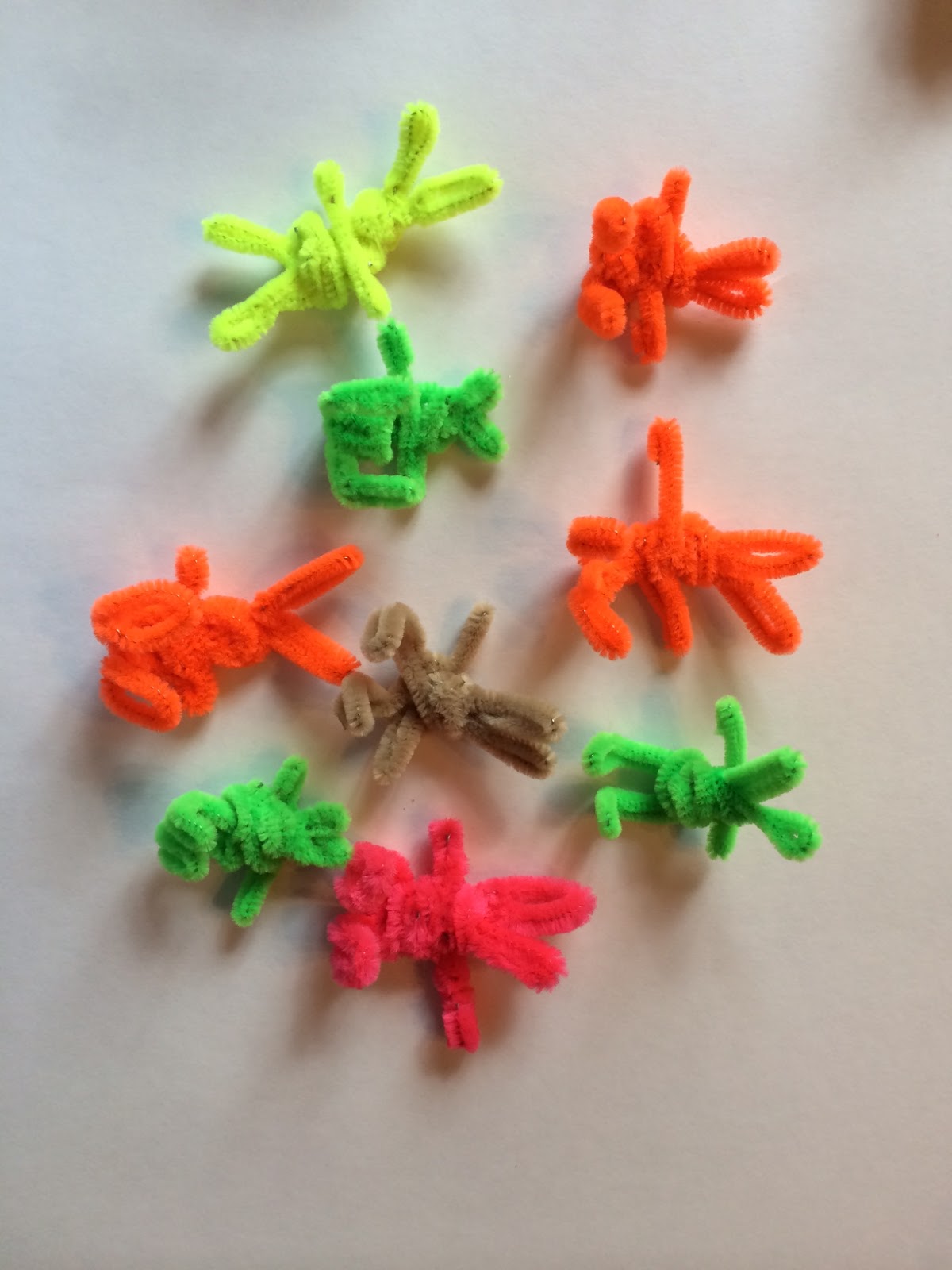 smART Class How to make a pipe cleaner Bunny (by Shelby)